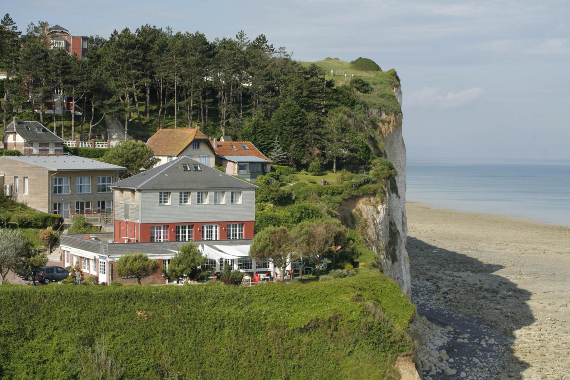 The Originals Hotel Le Cise Restaurant Chambres Et Suites Ault Exterior photo